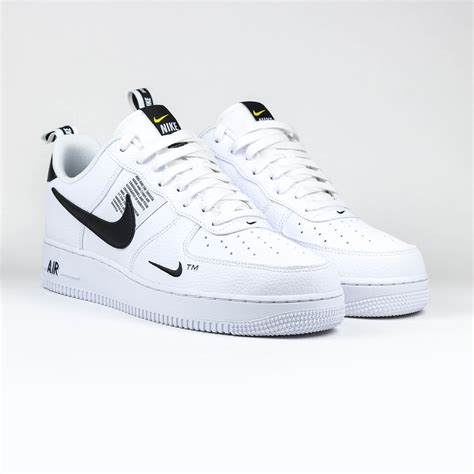 nike air force 1 07 lv8 weiß